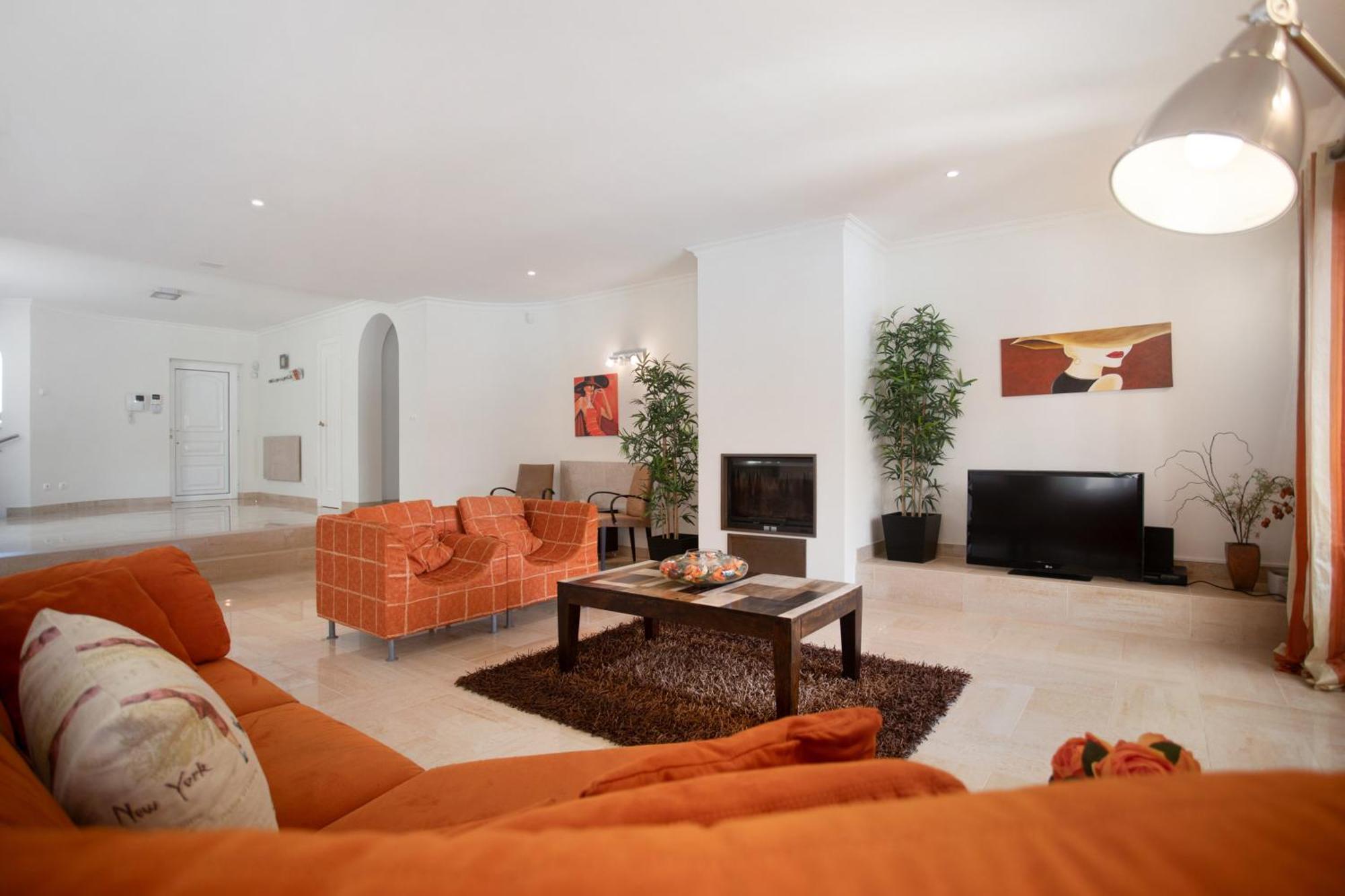 Foz Fancy Fun Villa