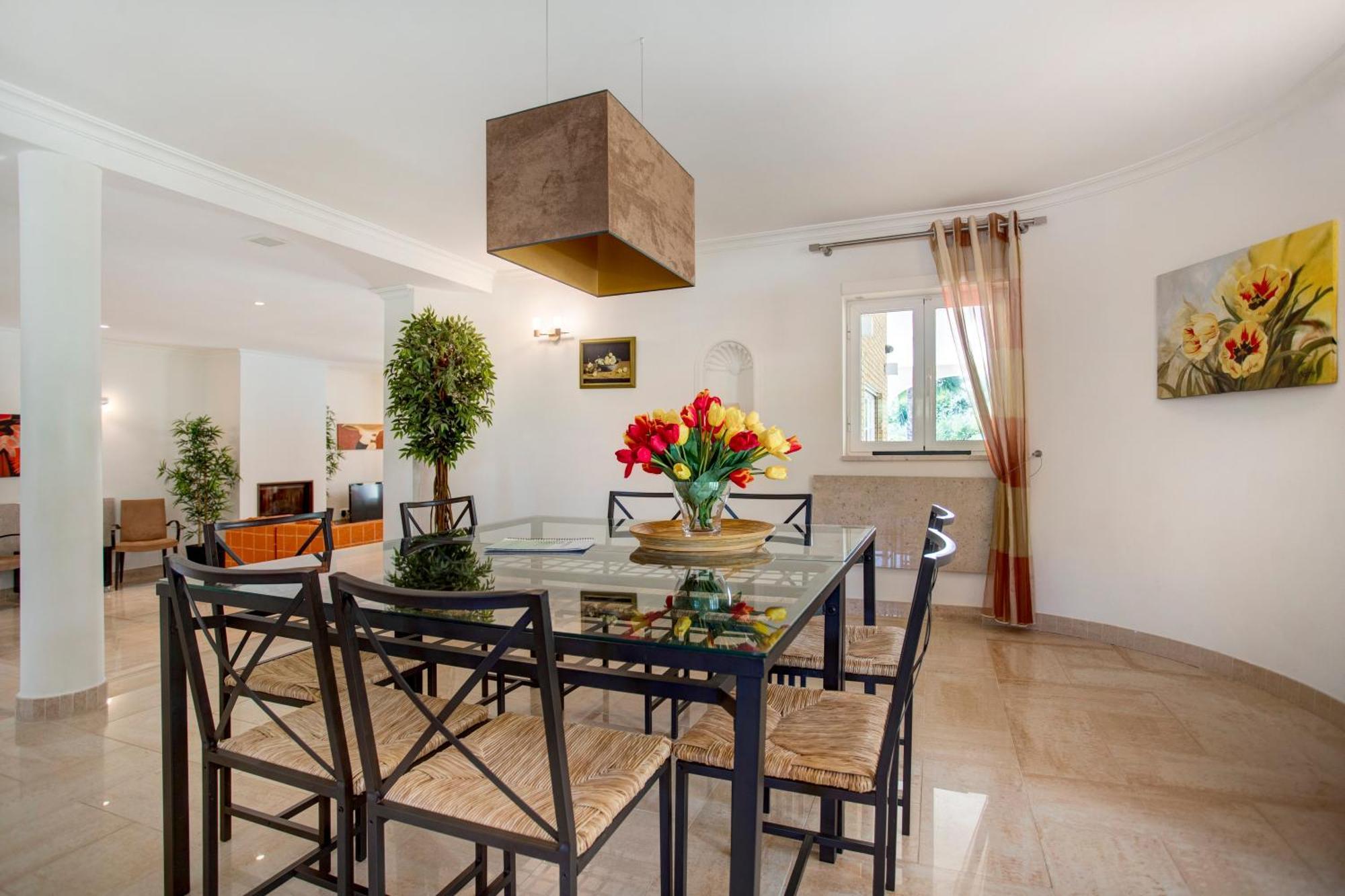 Foz Fancy Fun Villa *
